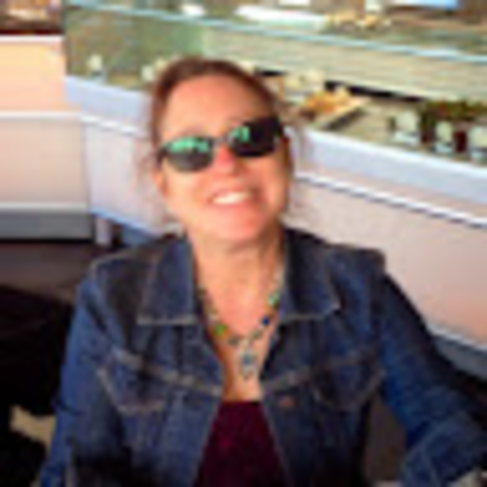 Meet your Posher, Suzanne